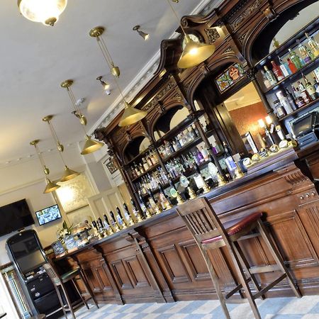 The Seven Stars Acomodação com café da manhã Stourbridge Exterior foto
